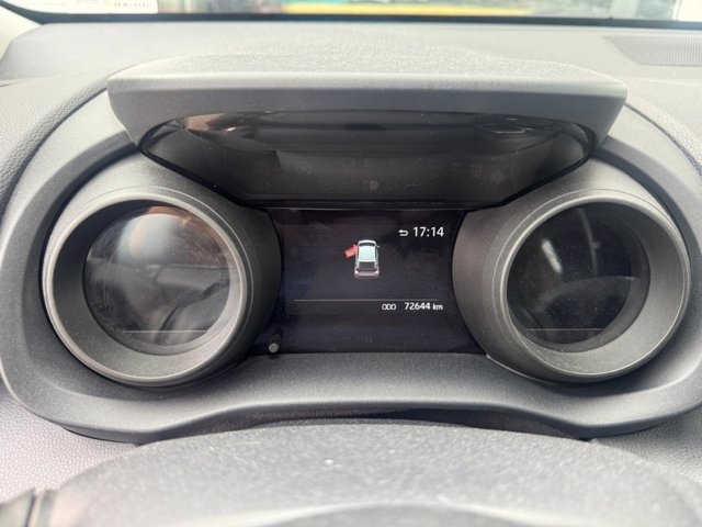 TOYOTA Yaris 1.0 dynamic