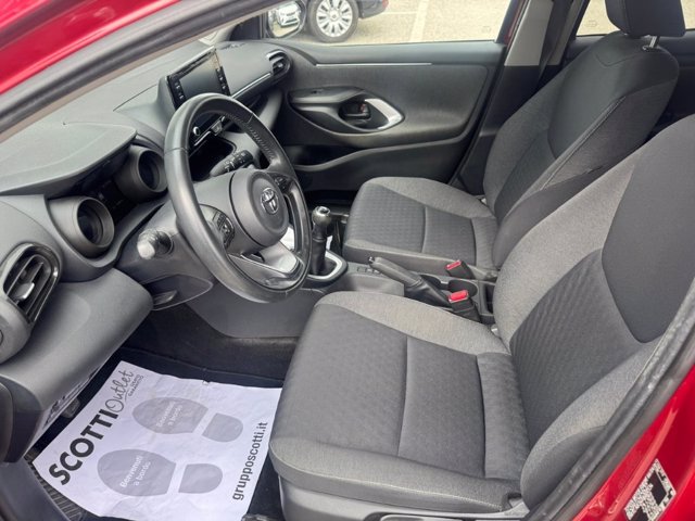 TOYOTA Yaris 1.0 dynamic