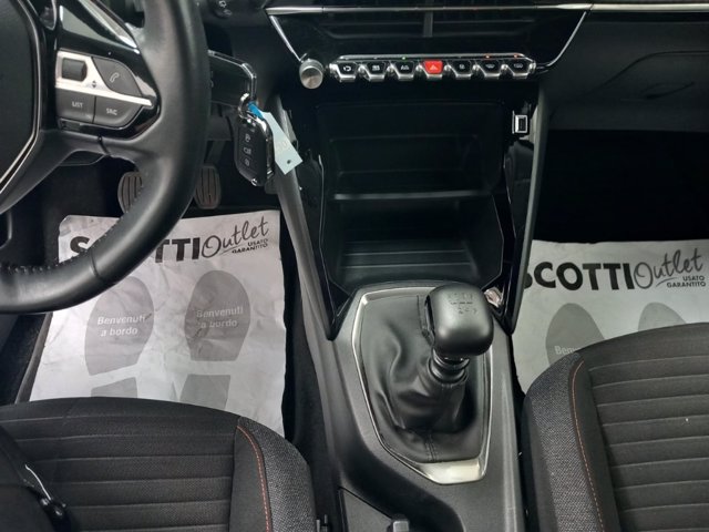 PEUGEOT 2008 1.2 puretech Active s&s 130cv