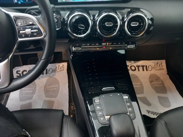 MERCEDES A 180 d sport auto