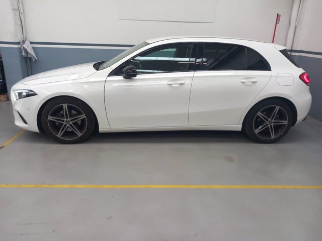 MERCEDES A 180 d sport auto