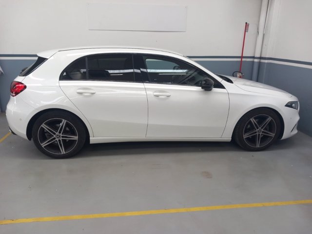 MERCEDES A 180 d sport auto
