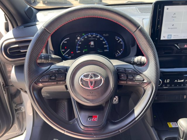 TOYOTA Yaris cross 1.5h gr sport fwd 116cv e-cvt