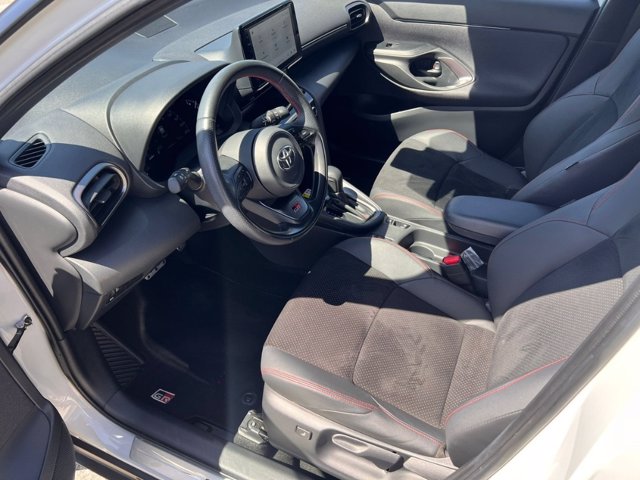 TOYOTA Yaris cross 1.5h gr sport fwd 116cv e-cvt