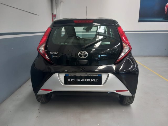 TOYOTA Aygo 5p 1.0 x-play 72cv