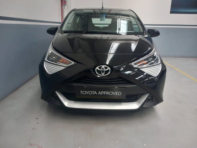 TOYOTA Aygo 5p 1.0 x-play 72cv