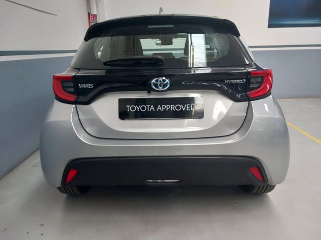TOYOTA Yaris 1.5h trend