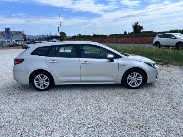 TOYOTA Corolla Touring Sports 1.8 Hybrid Active