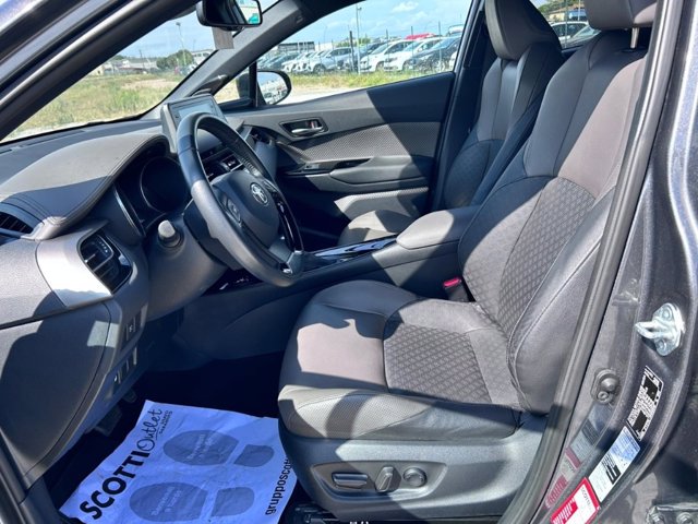 TOYOTA C-hr 1.8h lounge e-cvt