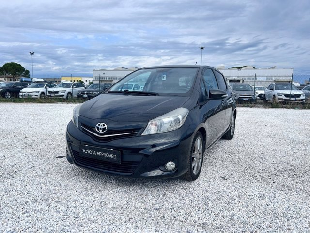 TOYOTA Yaris 5p 1.3 style (s&s) multidrive s (cvt)