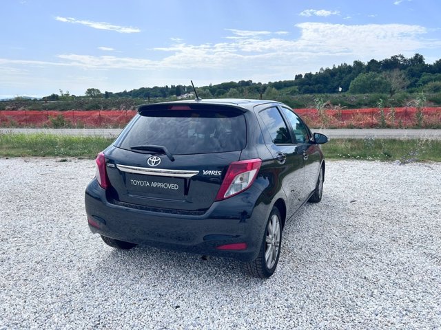 TOYOTA Yaris 5p 1.3 style (s&s) multidrive s (cvt)