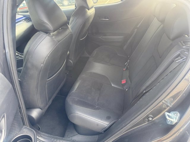 TOYOTA C-hr 2.0h style e-cvt