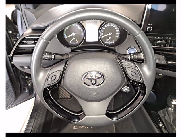TOYOTA C-HR 1.8 HV Trend