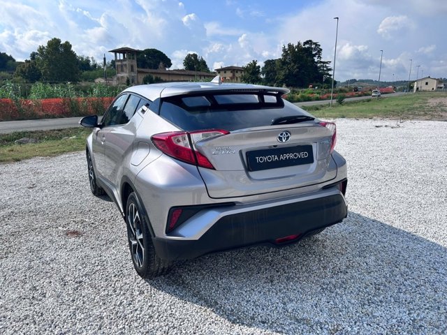 TOYOTA C-hr 1.8h trend 2wd e-cvt