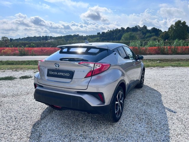 TOYOTA C-hr 1.8h trend 2wd e-cvt