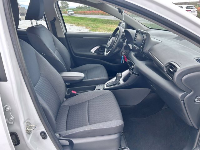 TOYOTA Yaris 1.5 Hybrid 5 porte Active