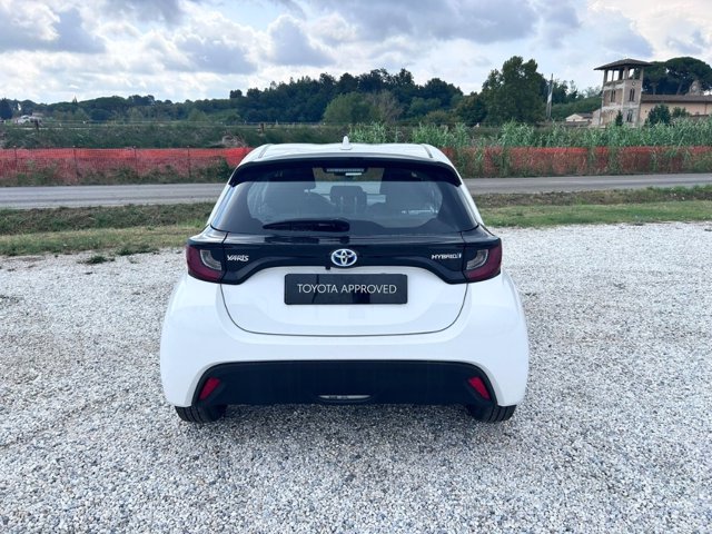 TOYOTA Yaris 1.5 Hybrid 5 porte Active