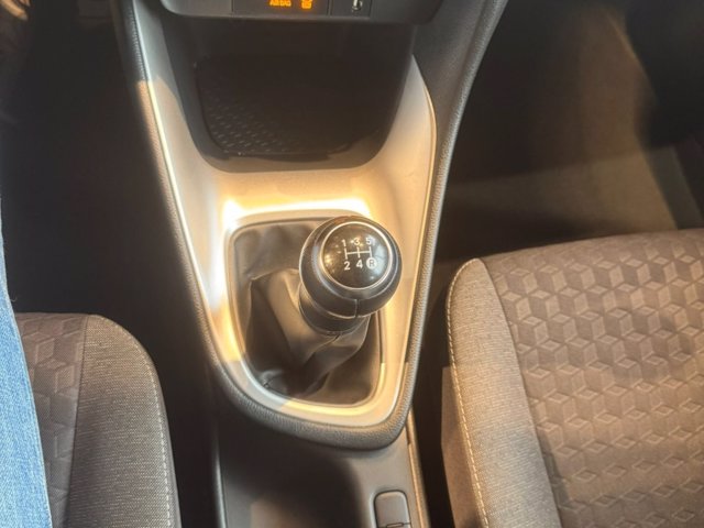 TOYOTA Yaris 1.0 5 porte Trend