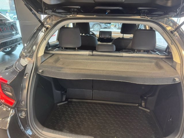 TOYOTA Yaris 1.0 5 porte Trend