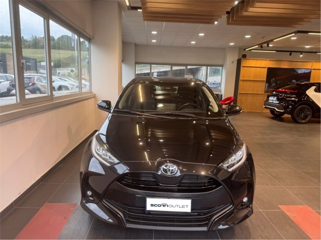 TOYOTA Yaris 1.0 5 porte Trend