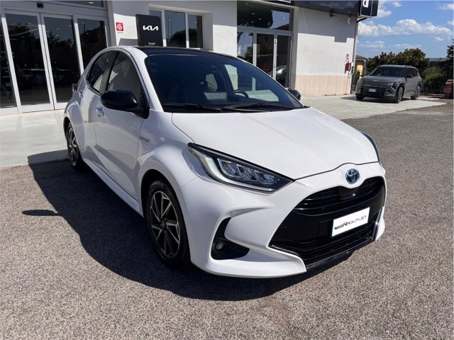 TOYOTA Yaris 1.5 Hybrid 5 porte Lounge
