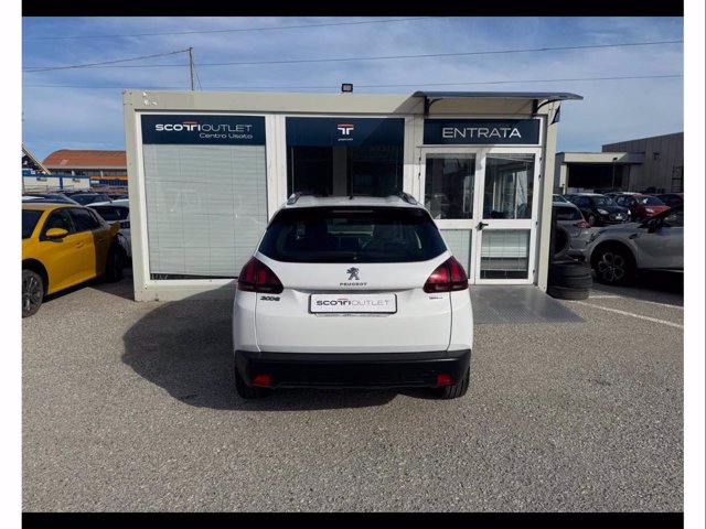 PEUGEOT 2008 PureTech 82 Active