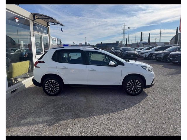 PEUGEOT 2008 PureTech 82 Active