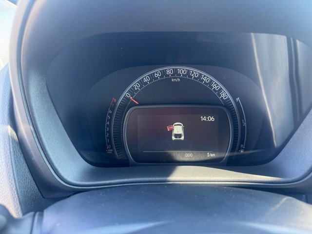 TOYOTA Aygo x 1.0 active 72cv