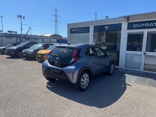 TOYOTA Aygo x 1.0 active 72cv