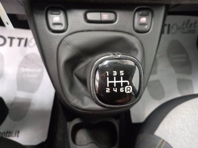 FIAT Panda 1.0 firefly hybrid cross s&s 70cv