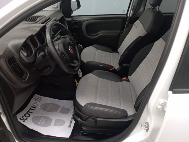 FIAT Panda 1.0 firefly hybrid cross s&s 70cv