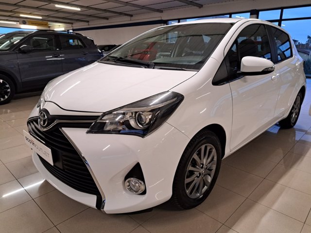 TOYOTA Yaris 1.3 5 porte Trend "Red Edition"