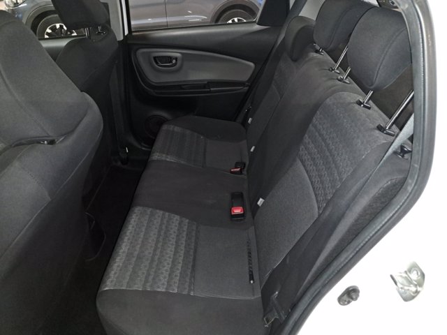 TOYOTA Yaris 1.3 5 porte Trend "Red Edition"