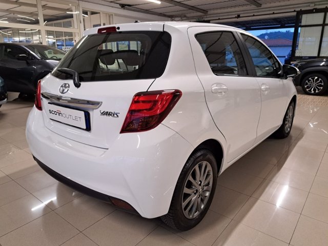 TOYOTA Yaris 1.3 5 porte Trend "Red Edition"