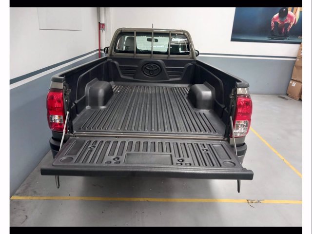 TOYOTA Hilux 2.4 d-4d c&c 4x4 comfort