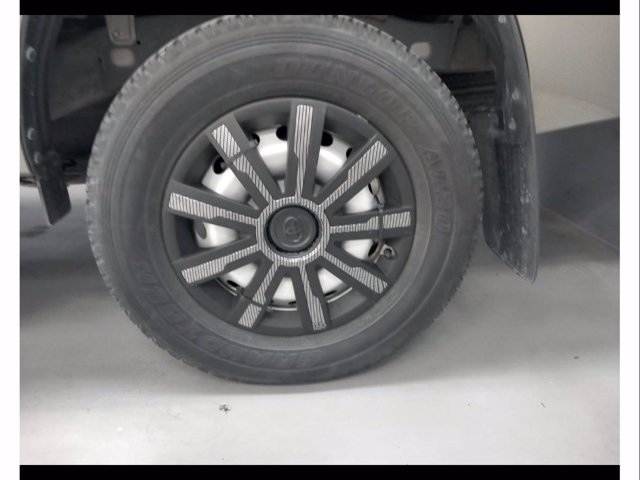 TOYOTA Hilux 2.4 d-4d c&c 4x4 comfort