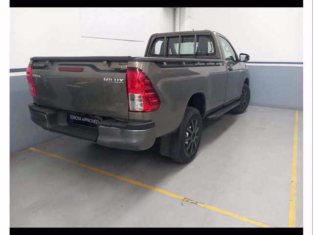 TOYOTA Hilux 2.4 d-4d c&c 4x4 comfort