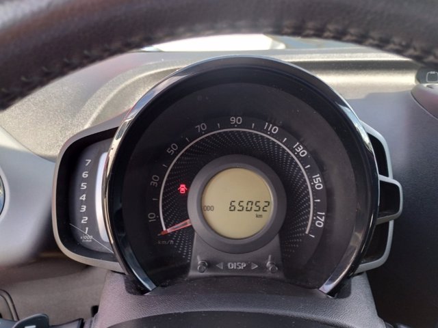 TOYOTA Aygo 5p 1.0 x-play m-mt 72cv