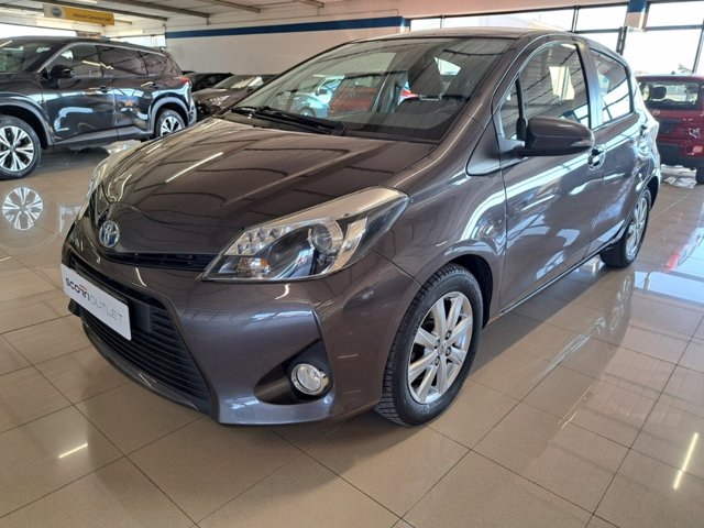 TOYOTA Yaris 5p 1.5h lounge