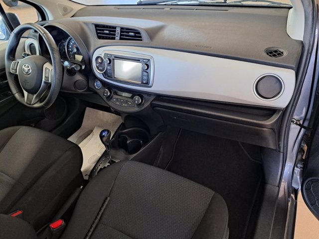 TOYOTA Yaris 5p 1.5h lounge