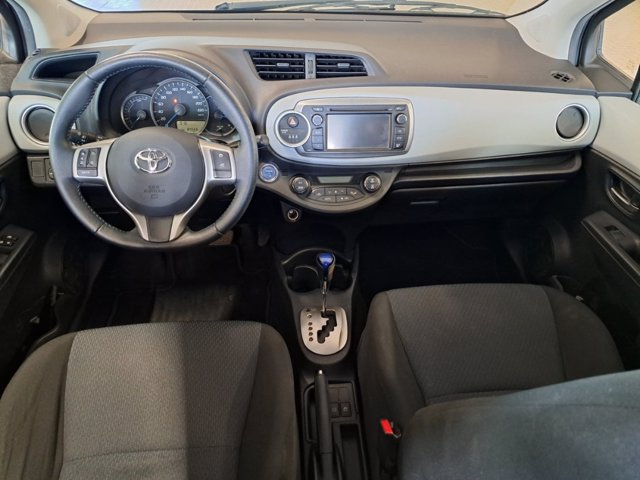 TOYOTA Yaris 5p 1.5h lounge