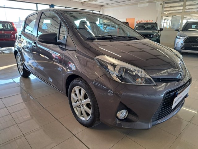 TOYOTA Yaris 5p 1.5h lounge