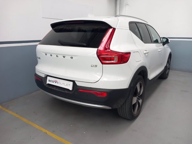 VOLVO Xc40 2.0 d3 momentum geartronic my20