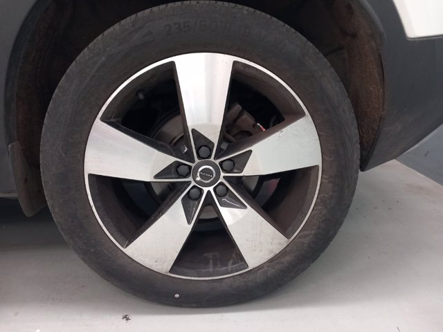 VOLVO Xc40 2.0 d3 momentum geartronic my20