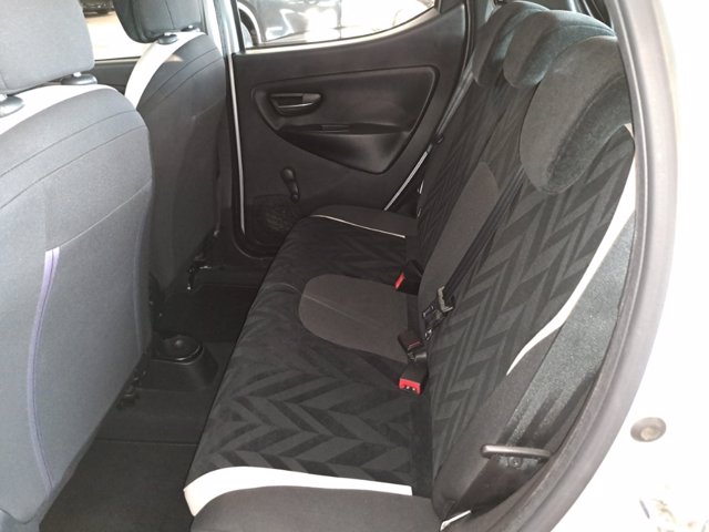 LANCIA Ypsilon 1.2 gold 69cv my16
