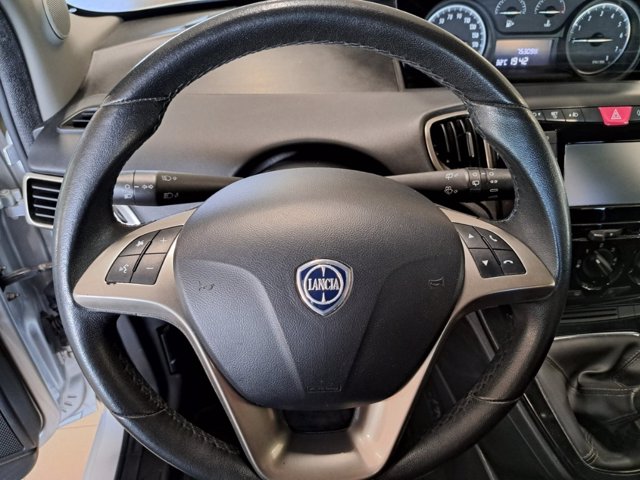 LANCIA Ypsilon 1.2 gold 69cv my16
