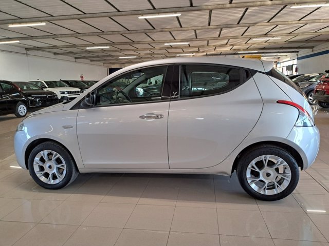 LANCIA Ypsilon 1.2 gold 69cv my16