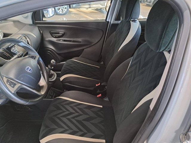 LANCIA Ypsilon 1.2 gold 69cv my16