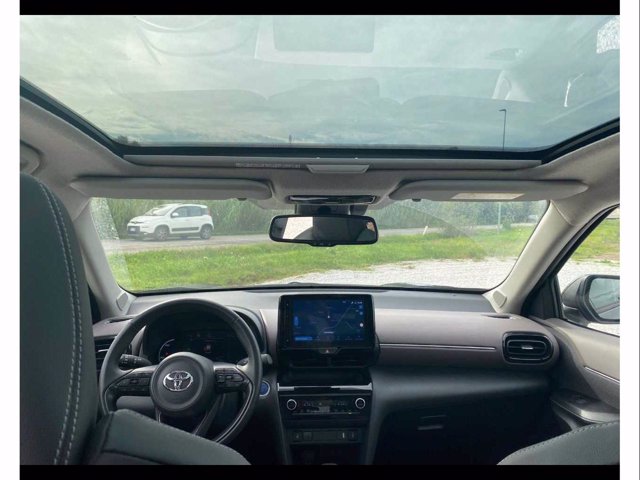 TOYOTA Yaris cross 1.5h lounge fwd 116cv e-cvt