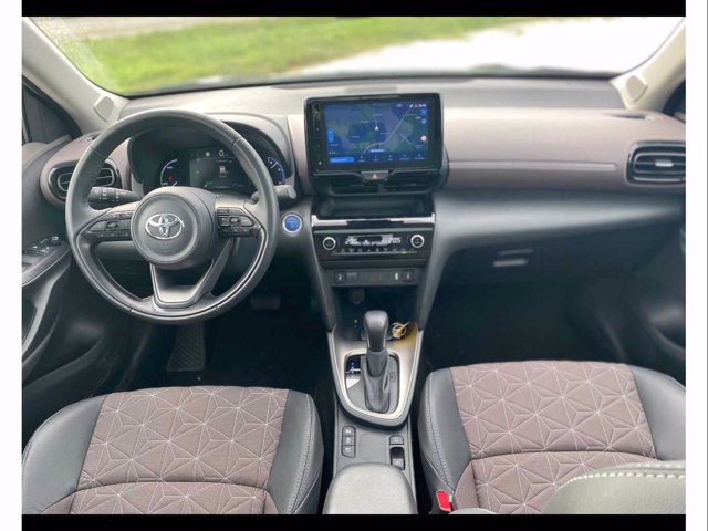 TOYOTA Yaris cross 1.5h lounge fwd 116cv e-cvt